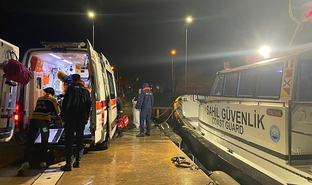 Bozcaada’da rahatsızlanan kişi için gece yarısı tıbbi tahliye