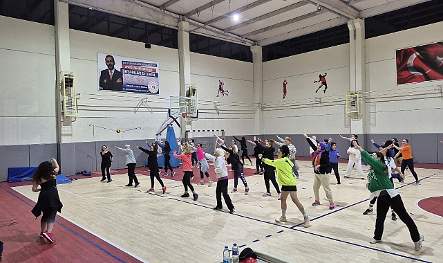Bozcaada'da Ramazan öncesi son Zumba etkinliği