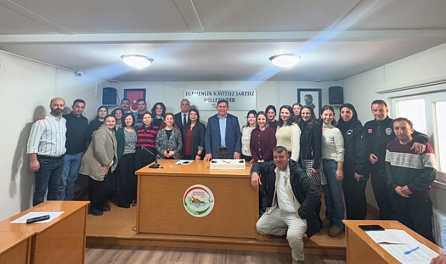 Bülent Ecevit Atalay’a doğum günü sürprizi