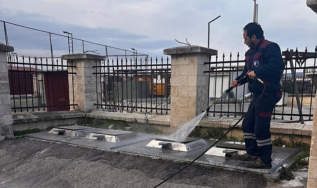 Çanakkale Belediyesi'nden temizlik çalışmaları