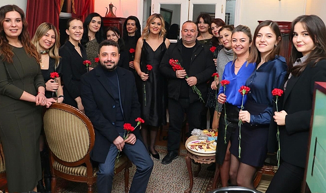 Çanakkale'de kadın avukatlar 8 mart için buluştu