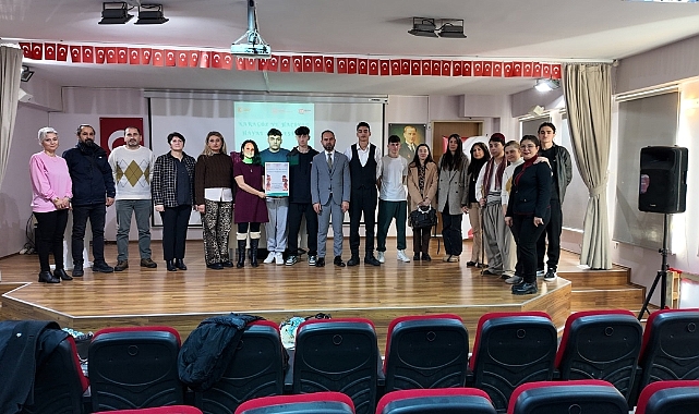 Çanakkale'de Sahne Benim Yarışması Düzenlendi