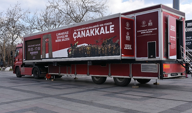 Çanakkale Savaşları Mobil Müzesi Şarköy Cumhuriyet Meydanı'nda