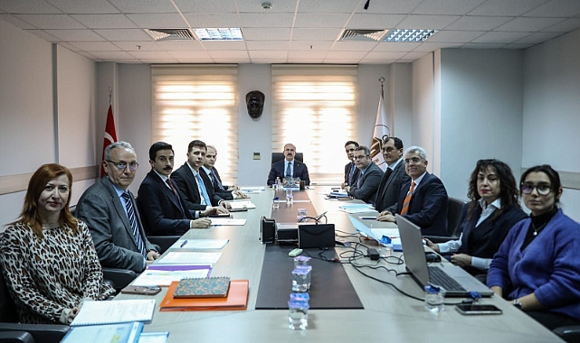 Çanakkale Valiliği'nde ruhsatsız konaklama tesislerine yönelik denetim toplantısı