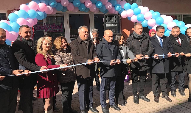 Candy Land Şekerleme ve Waffle açıldı