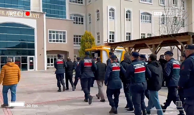 FETÖ'ye yönelik "Kıskaç-38" operasyonlarında 24 şüpheli tutuklandı