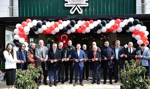 Kaymakam Kayabaşı, Çakırbey Restaurant’ın açılışına katıldı