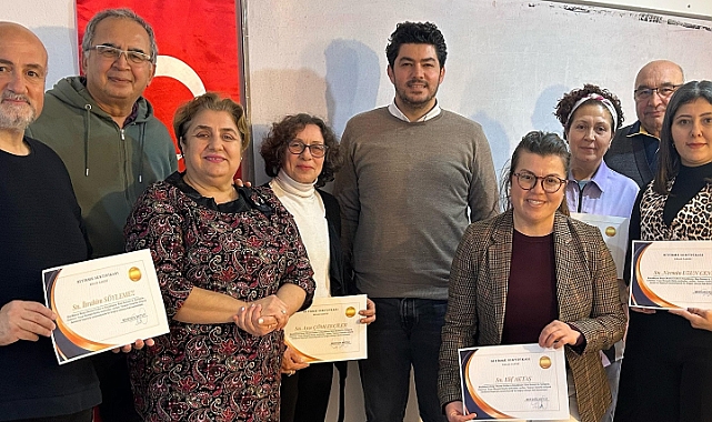 Küçükkuyu'da Yaratıcı Yazarlık Atölyesi tamamlandı