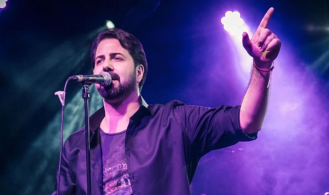 Moğollar Solisti Emrah Karaca Kariyerine Solo Konserlerle Devam Edecek! İlk Konseri Urla'da...