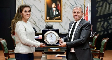 Sivil memur Funda Ölmez emekli oldu