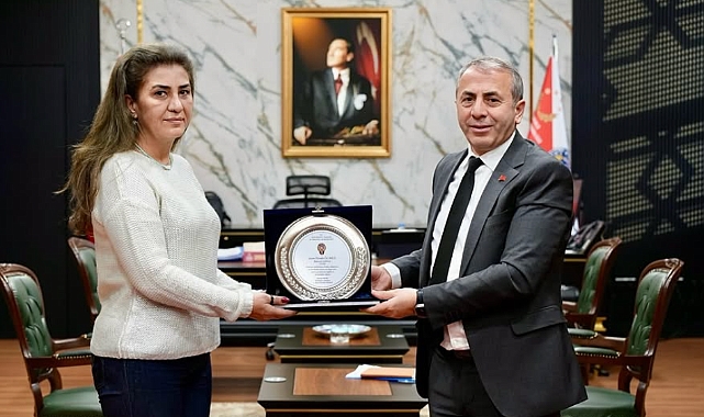 Sivil memur Funda Ölmez emekli oldu