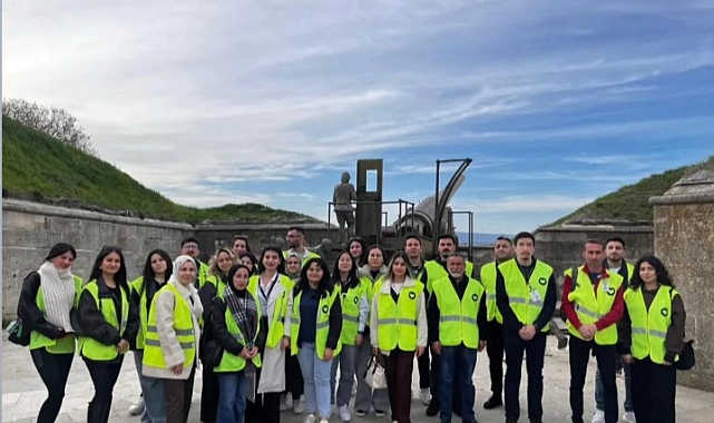 Ahbap Derneği Gönüllüleri, Çanakkale Şehitlerini Andı