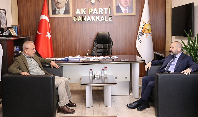 AK Parti MKYK Üyesi Veli Arslan'dan Çanakkale İl Başkanlığına Ziyaret