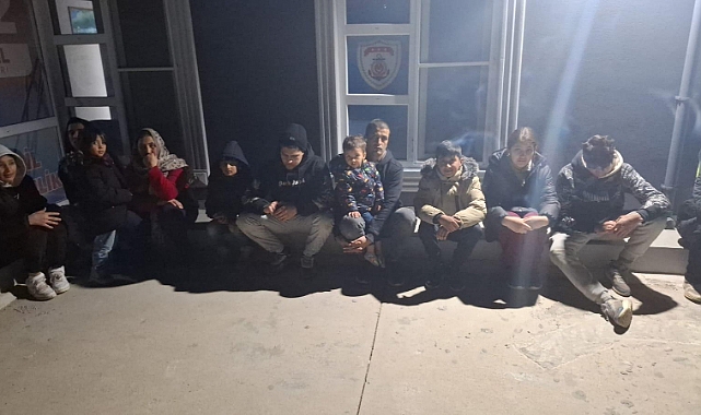 Ayvacık’ta 13 düzensiz göçmen yakalandı
