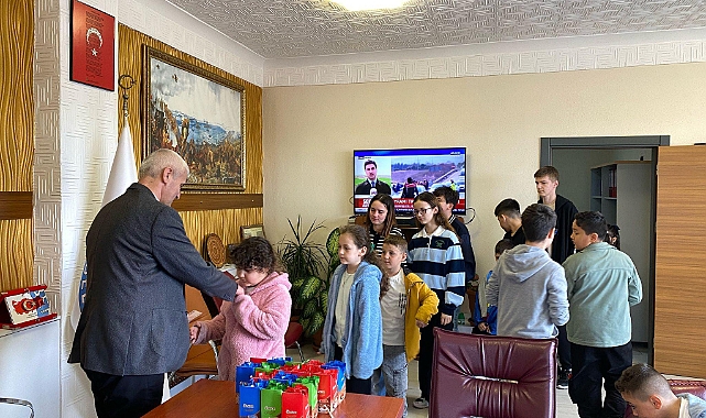 Başkan Göymen, bayramı çocuklarla kutladı