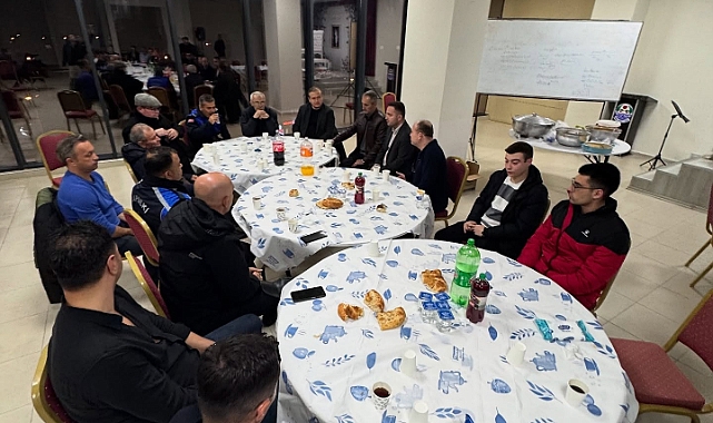 Başkan Öztürk, bir gecede dört iftar programına katıldı