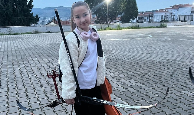Beren Ergin gururlandırdı