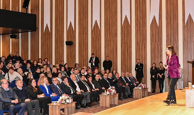 Biga'da Türkiye'de Emekçi Kadılar Söyleşisi gerçekleştirildi