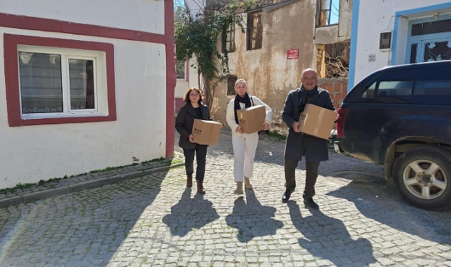 Bozcaada Belediyesi’nden Gıda Kolisi Yardımı