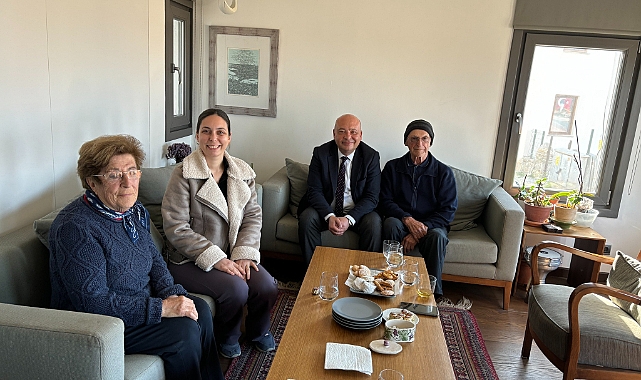 Bozcaada'da yaşlılar ziyaret edildi