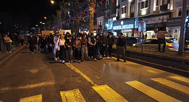 Çanakkale'de öğrencilerden Ekrem İmamoğlu protestosu 8. gününde devam etti