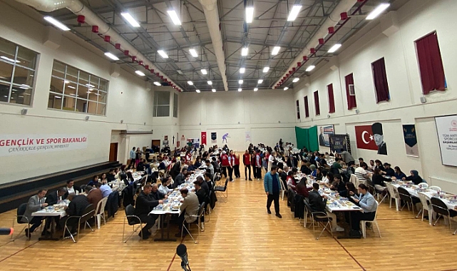 Çanakkale Gençlik Merkezi’nde iftar buluşması