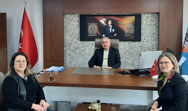 Çanakkale Yeşilay Şubesi'nden Müdür Metin Bilgiç'e ziyaret