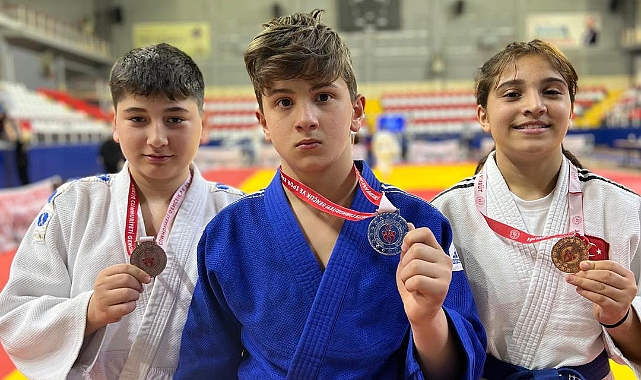 Çanakkaleli sporculardan Judo başarısı