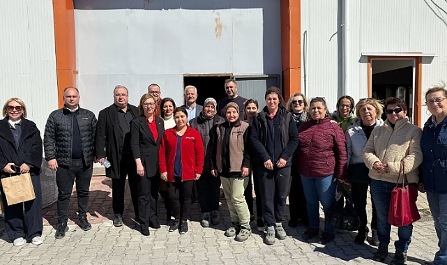 CHP Çanakkale Milletvekili İsmet Güneşhan'dan 8 Mart'ta anlamlı ziyaret