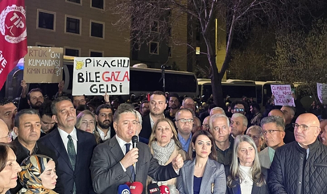 CHP grubu RTÜK önünde