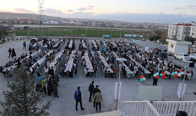 Diyanet Vakfı'ndan iftar programı
