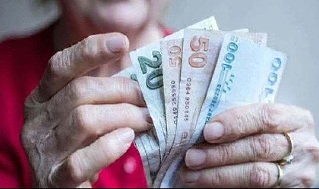 Emekli bayram ikramiyeleri yükseltiliyor