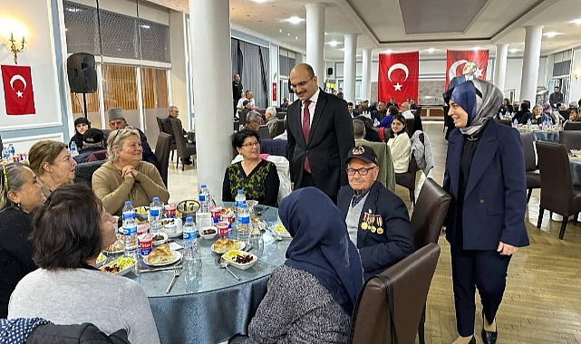 Gelibolu’da Şehit Yakınları ve Gaziler onuruna iftar yemeği düzenlendi