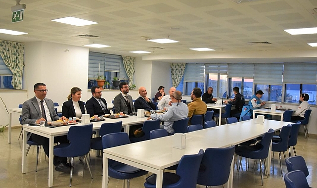 İl Sağlık Müdürü Dr. Gökhan Baştürk, sağlık çalışanlarıyla iftarda buluştu