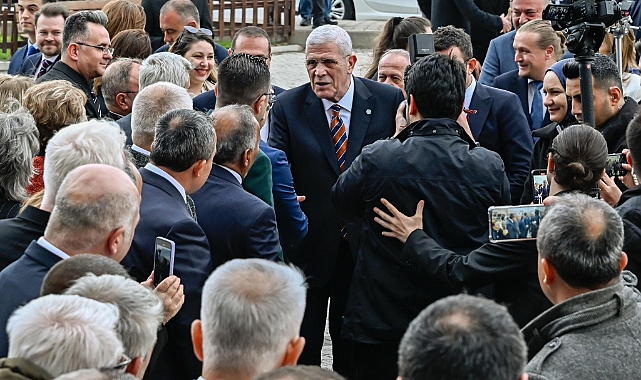 İYİ Parti Genel Başkanı Müsavat Dervişoğlu Lapseki'ye geldi