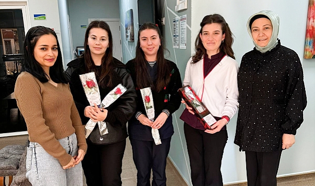 Kalkım'da sağlık çalışanlarının bayramı kutlandı