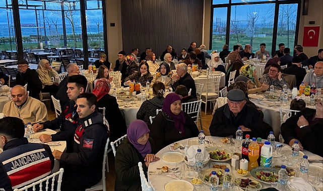 Lapseki'de Şehit Yakınları ve Gaziler için iftar programı