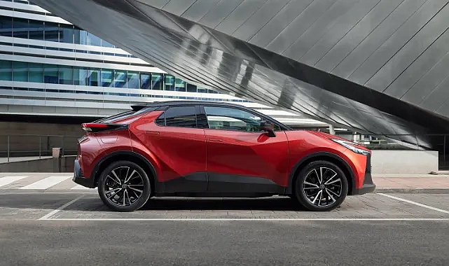 Toyota fiyatları güncellendi! 2025 Mart ayında hangi model kaç TL?