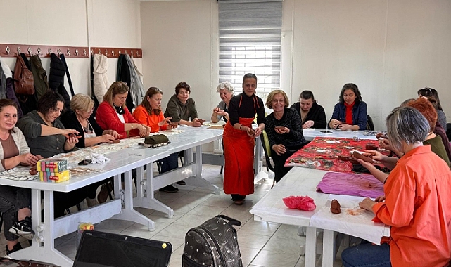 Troia Sosyal Yaşam Evi’nde kadınlar seramikle buluştu