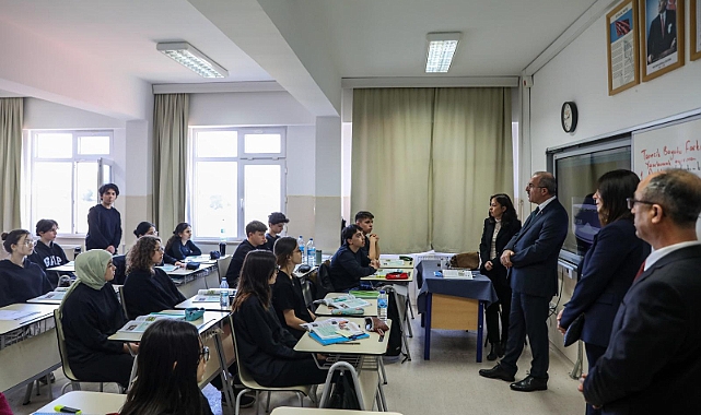 Vali Ömer Toraman'dan TOBB Sosyal Bilimler Lisesi’ne ziyaret