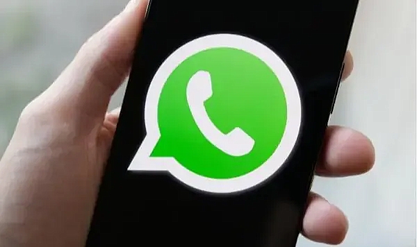 WhatsApp'ta yeni özellik! Görüntülü aramalarda kamera seçeneği