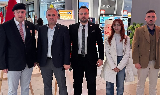Zafer Partisi, Dünden Bugüne 18 Mart Zaferi sergisine katıldı