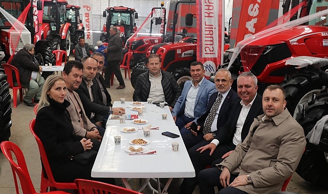 AK Parti heyeti Ezine Gıda Tarım ve Hayvancılık Festivali’nde