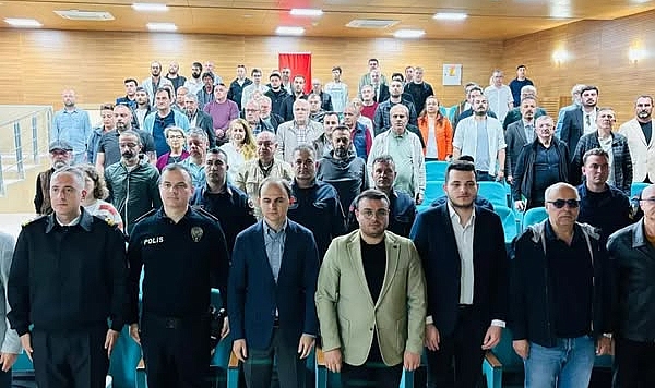 Ayvacık’ta turizm sektörü masaya yatırıldı