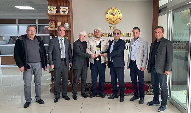 Bayramiçli arıcı Mehmet Yalnız, Kestane Balı kategorisinde birinci oldu