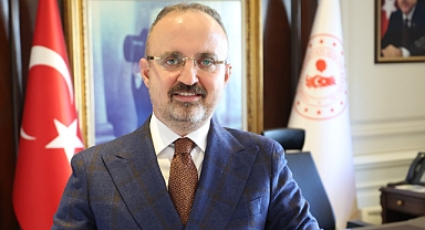 Bülent Turan: "27 Nisan vesayet aklının aldığı ilk yenilgi"