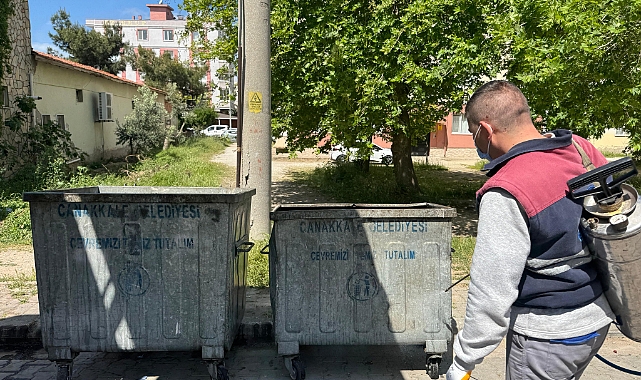 Çanakkale Belediyesi temizlik çalışmalarını sürdürüyor