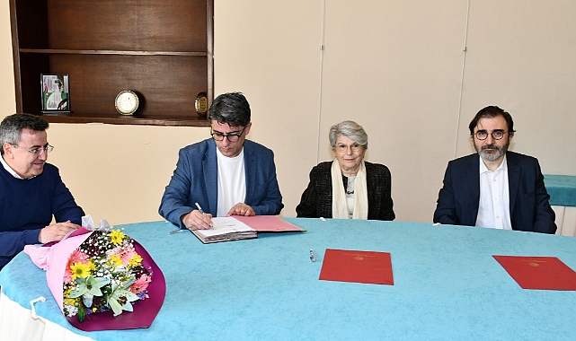 ÇOMÜ'de yeni konser salonuna Ergen ailesinin ismi verildi