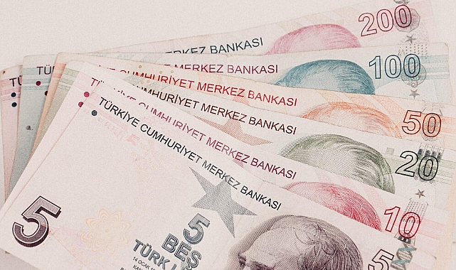Emeklilerin ikramiye farkları hesaplara yatırılıyor