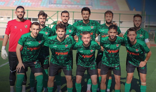 Ezinespor - Manisa 1965 Spor karşılaşmasına çıkacak